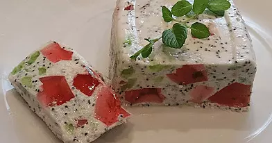 Šaldytas varškės desertas iš vos 3 ingredientų!
