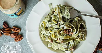 Makaronai su jogurtiniu tahini padažu - labai skaniems pietums be mėsos!