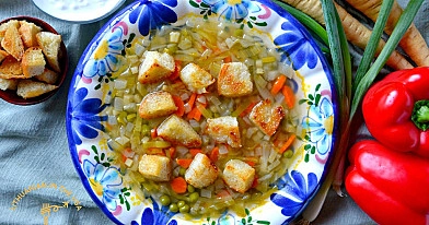 Ispaniška daržovių sriuba (Sopa Alicantina)