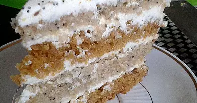 Morkų ir cukinijų tortas su maskarpone