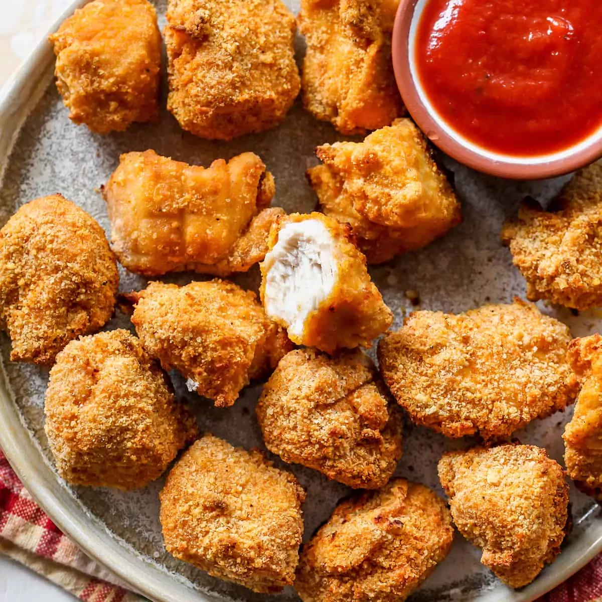 Kepti vištienos gabalėliai - Chicken nuggets