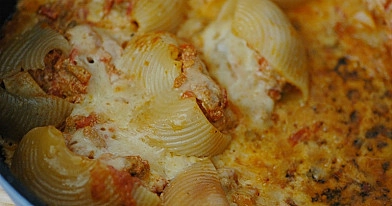 Makaronų kriauklelės, įdarytos faršu