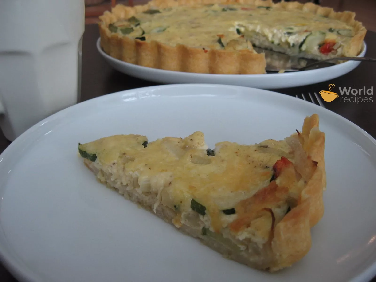 Kišas - Quiche lorraine su daržovėmis ir sūriu