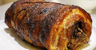 Porchetta arba šoninės vyniotinis itališkai