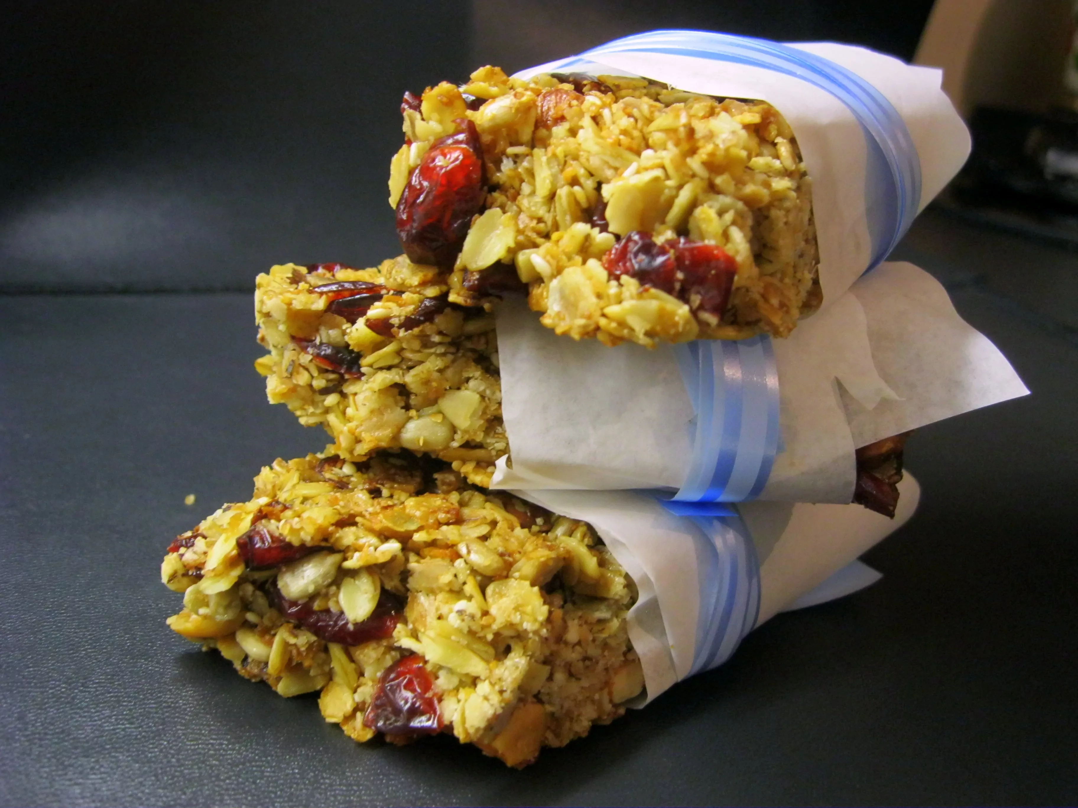 Granola bars - batonėliai