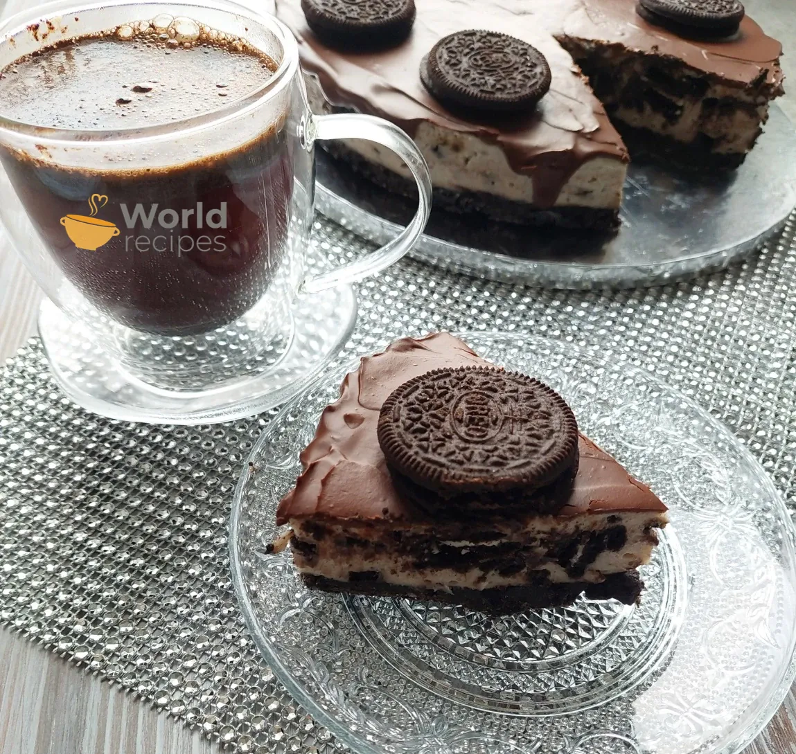 Oreo tortas su maskarponės sūrio ir kondensuoto pieno kremu