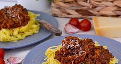 Autentiškas itališkas Ragu alla Bolognese su tagliatelle makaronais