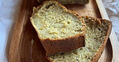 Bananų duona, kepta karšto oro gruzdintuvėje