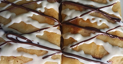 Lietiniai su varškės įdaru ir nutellos padažu