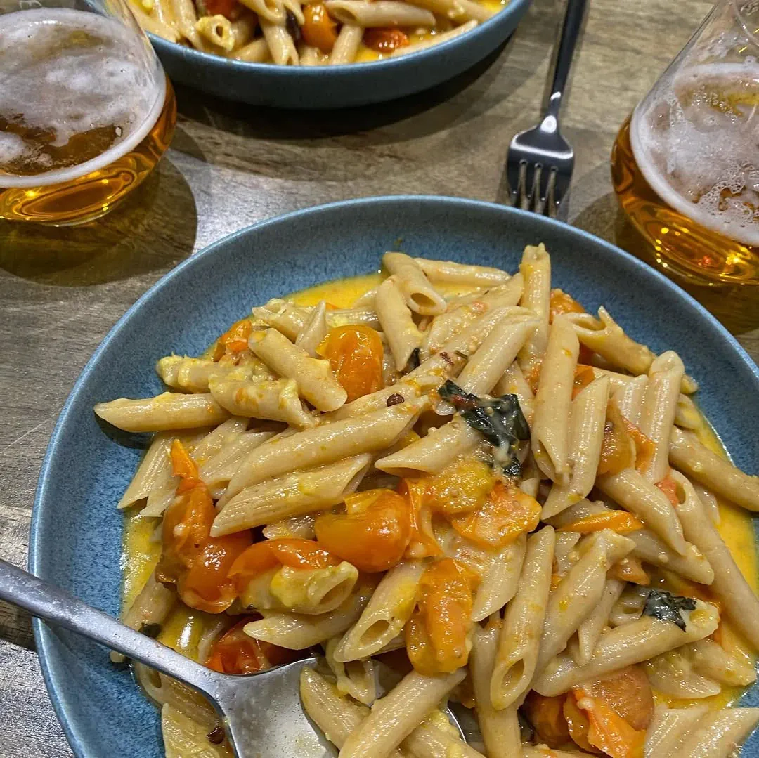 Makaronai su žemės riešutų sviestu