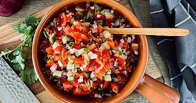 Pico de Gallo - Meksikietiškos pomidorų salotos su svogūnais ir žaliosiomis paprikomis