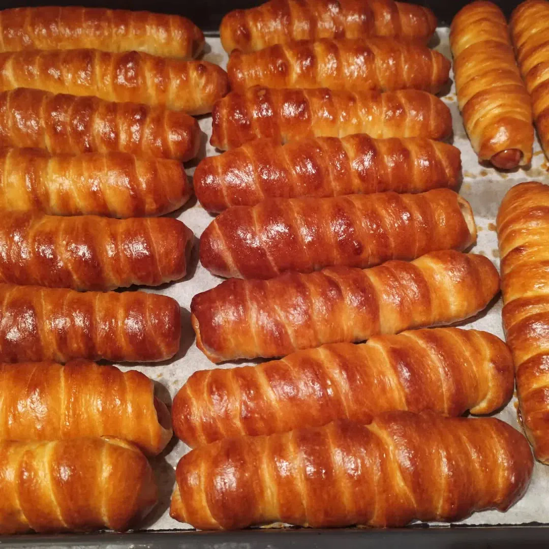 Bandelės su dešrele be mielių
