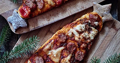 Peperoni pizza - Pica su mocarela su pepperoni dešra