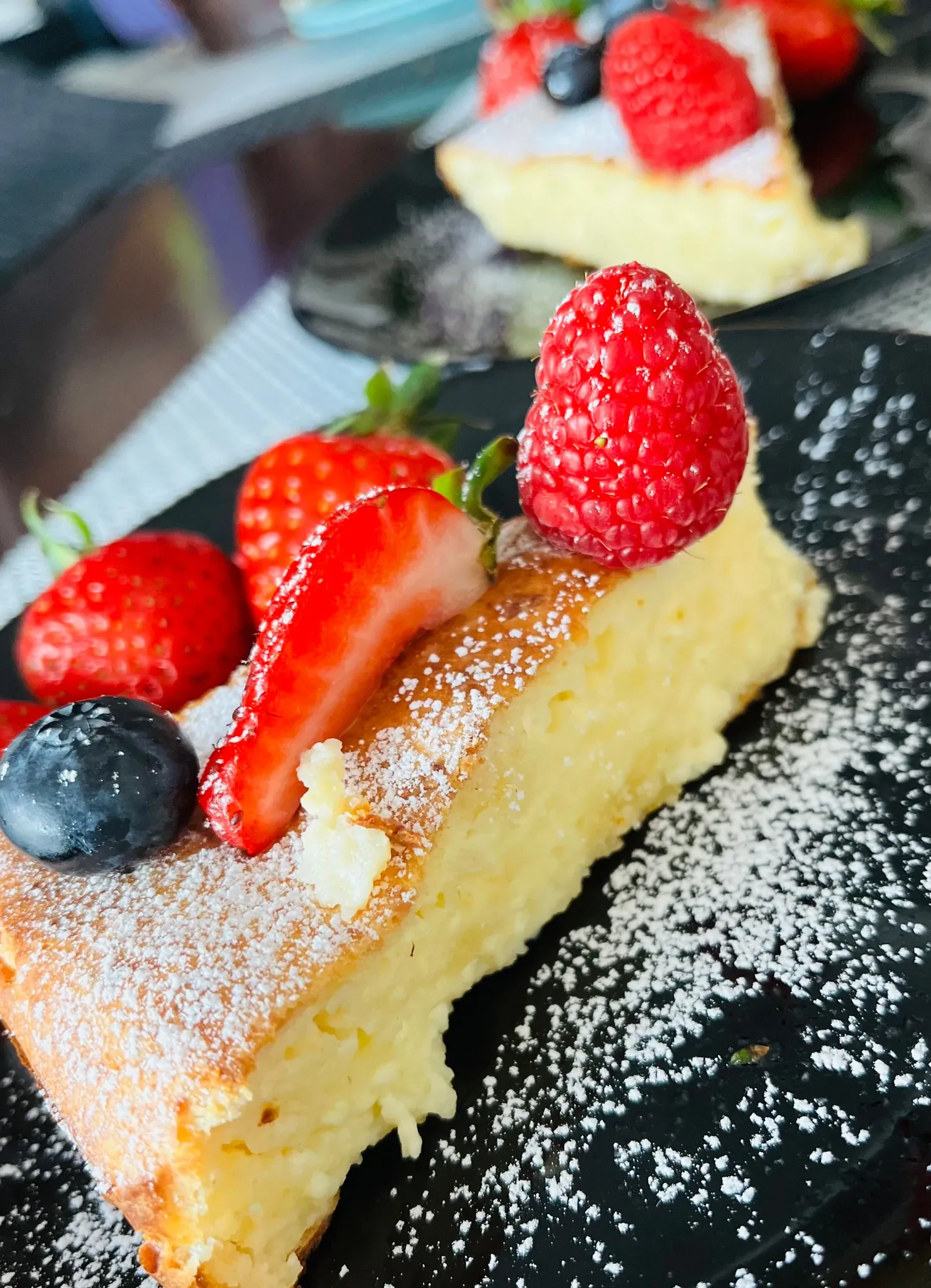 Varškės apkepas su makaronais ir manų kruopomis