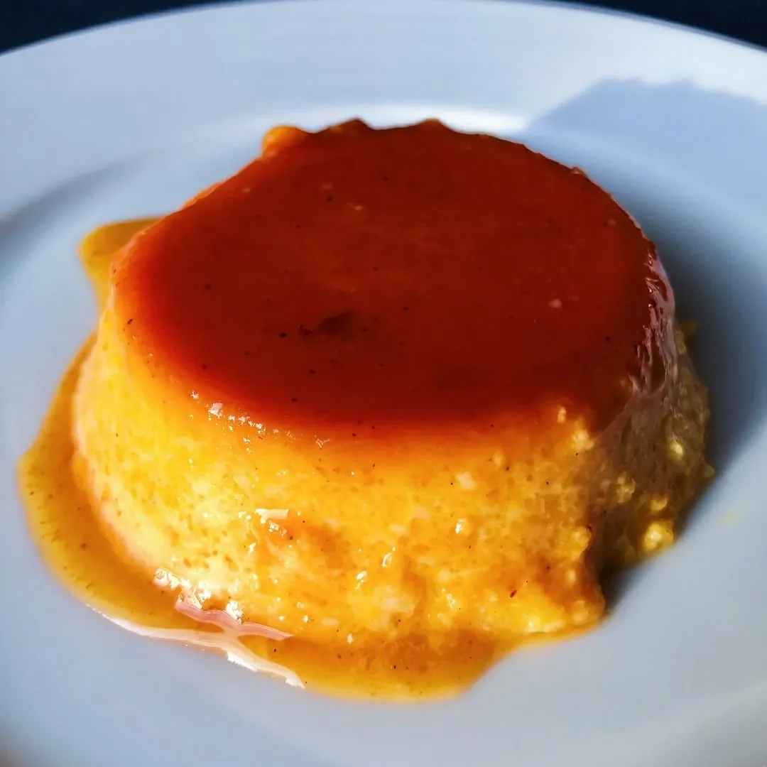 Crème caramel - vanilinis desertas su karamele