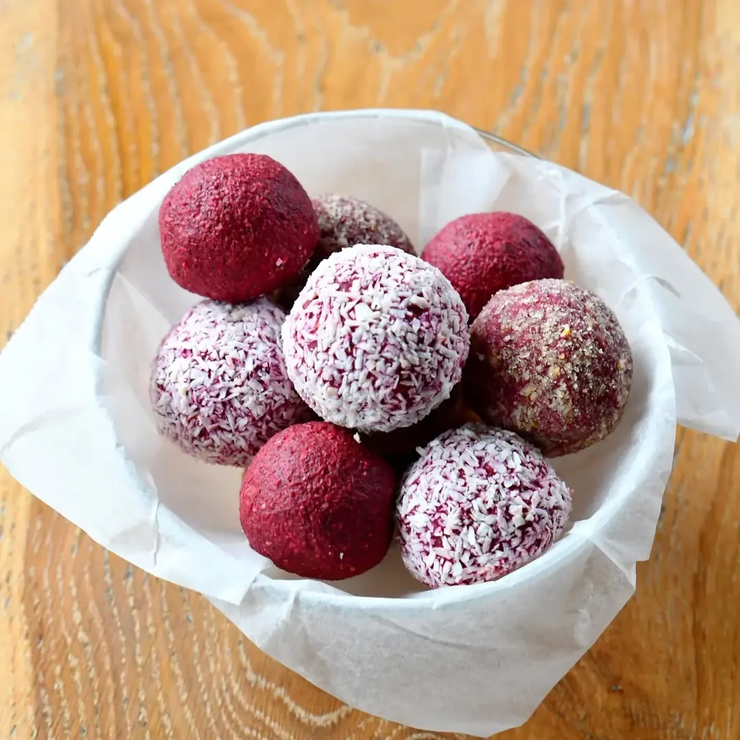 Veganiški burokėlių energiniai rutuliukai be pridėtinio cukraus 🍫