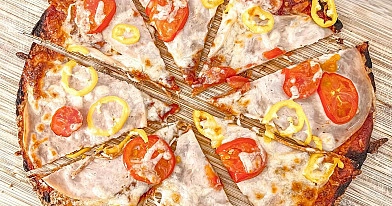Pica iš tortilijos, kepta orkaitėje
