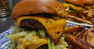 Big Mac mėsainis su jautiena - geriausias receptas
