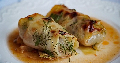 Keto balandėliai su faršu be ryžių su džiovintų baravykų padažu pagal Beatą