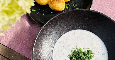 Žemaitiškas šmakalas (šalta sriuba) su silke
