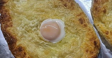 Sveikuoliškas varškės chačapuris su ryžių miltais