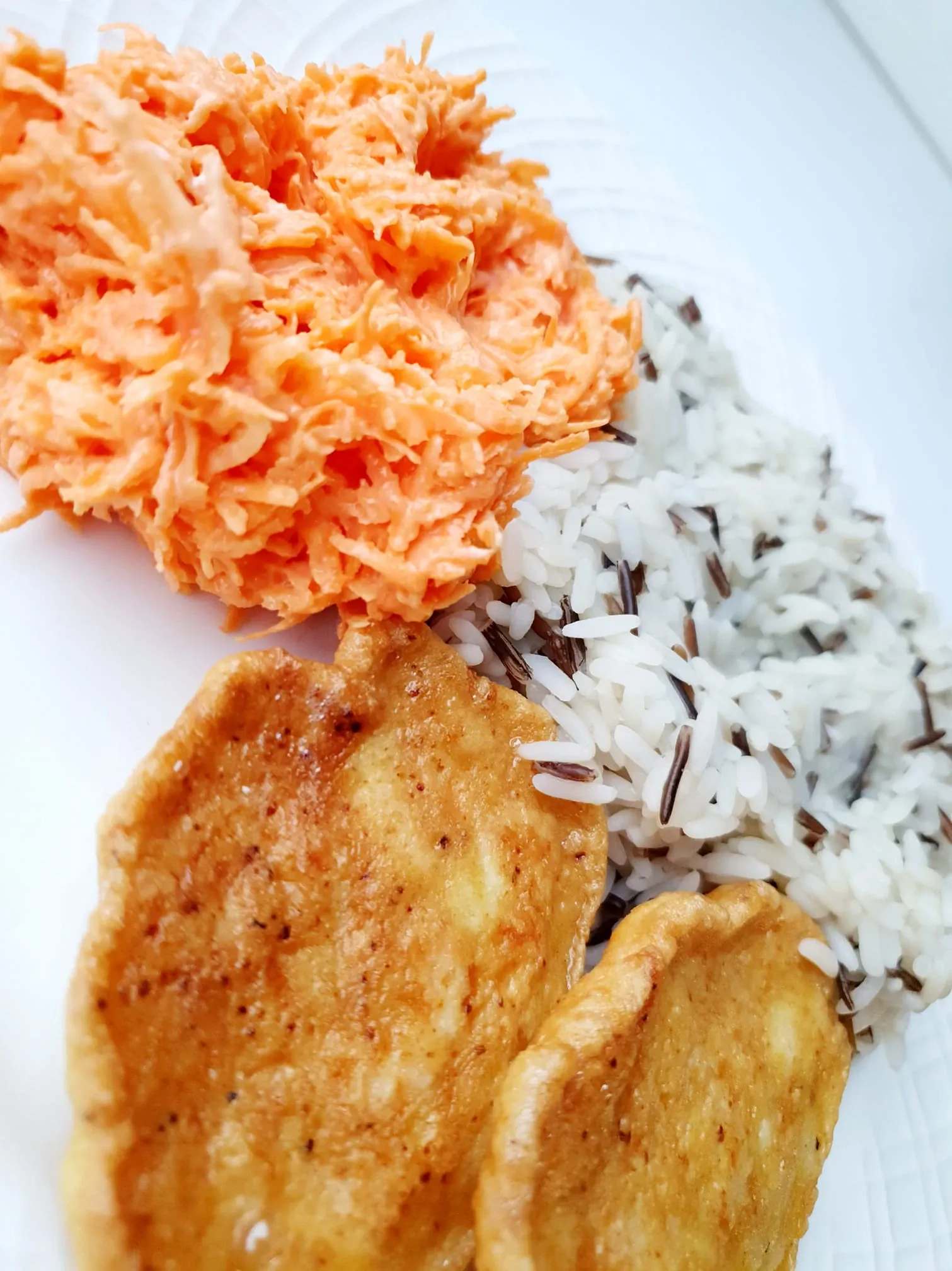 Keto vištienos kepsneliai su sūriu, kepti orkaitėje