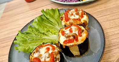 Baklažanų bokšteliai įdaryti jautienos faršu ir sūriu 🍆🫑