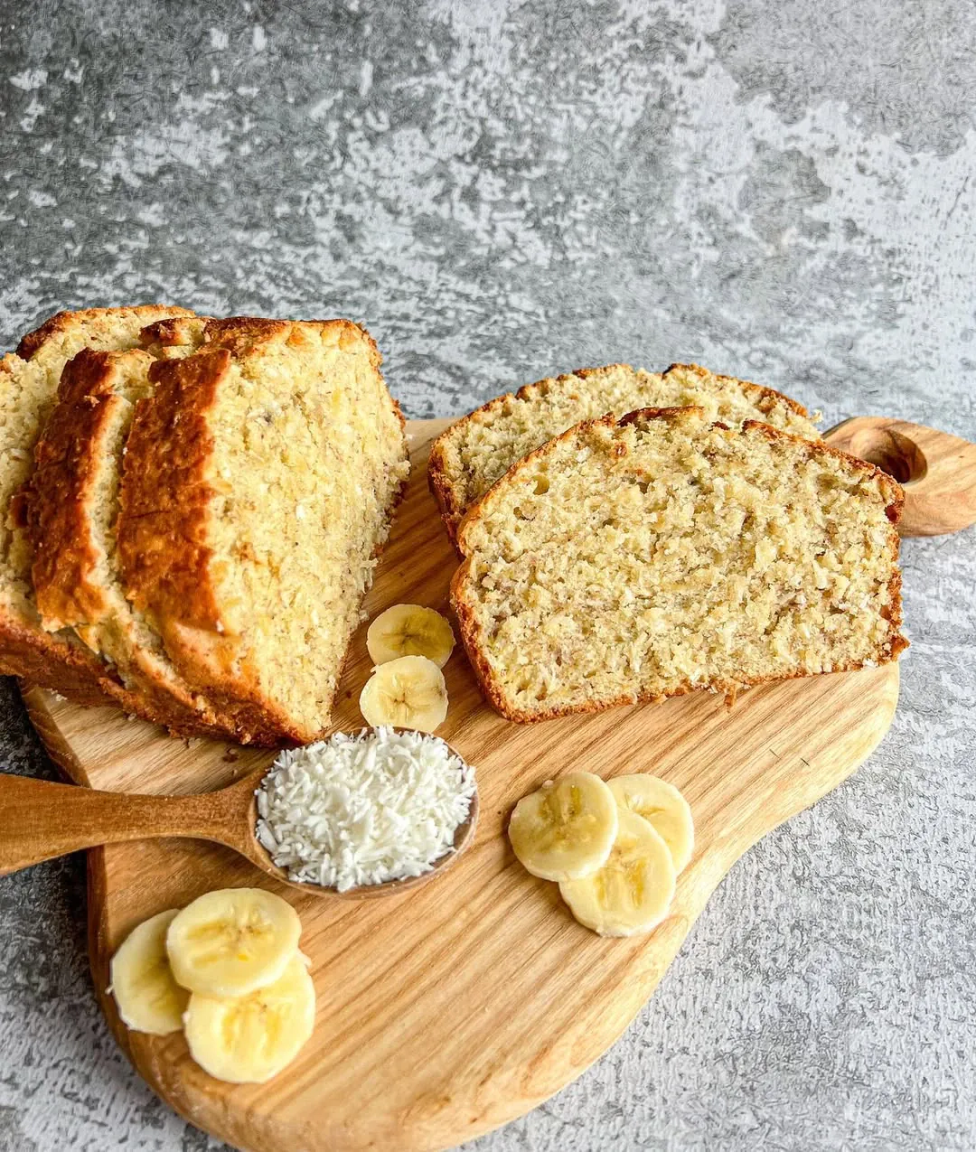Mielinė bananų ir medaus duona