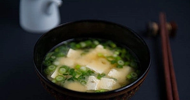 Miso sriuba su tofu