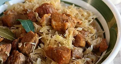 Raugintų kopūstų troškinys su kiauliena