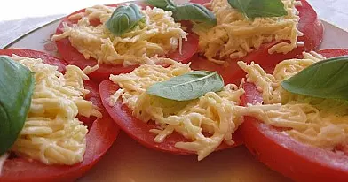 Pikantiška pomidorų užkandėlė